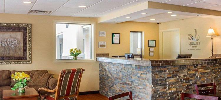 凯艺酒店(Quality Inn Waterbury)图片