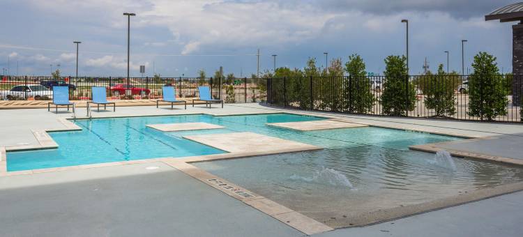拉伯克西南拉昆塔温德姆套房酒店(La Quinta Inn & Suites by Wyndham Lubbock Southwest)图片