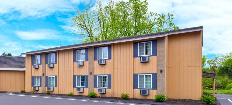 康涅狄格普特南 6 号汽车旅馆(Motel 6 Putnam, CT)图片
