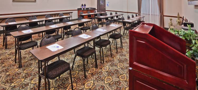洲际智选假日酒店及套房 伍德沃德(Holiday Inn Express & Suites Woodward Hwy 270)图片
