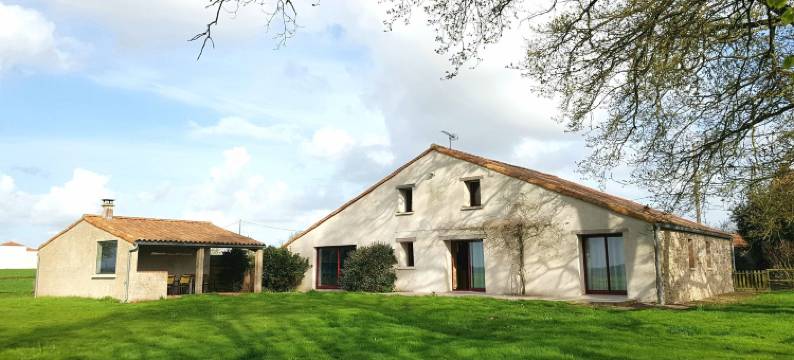 L'Albatros à 15 Min du Puy du Fou图片