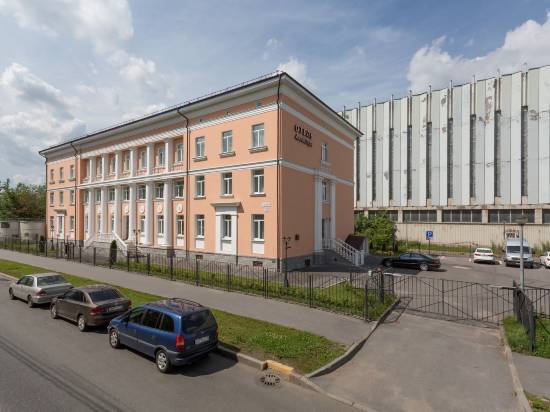 艾維特公園酒店