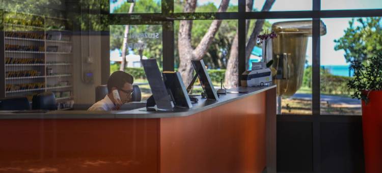 斯托贾区活动房酒店(Arena Stoja Camping Homes)图片