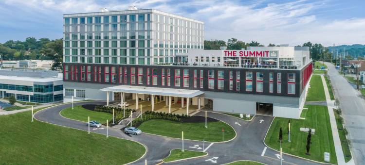 顶峰酒店(The Summit Hotel)图片