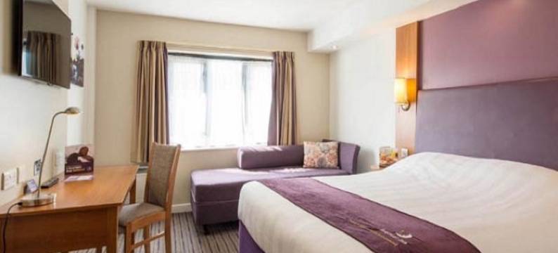 伯恩矛斯韦斯特博恩酒店(Premier Inn Bournemouth Westbourne Hotel)图片