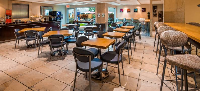 丽京喜贝斯特韦斯特优质酒店及会议中心(Best Western Plus Regency Inn  Conference Centre)图片