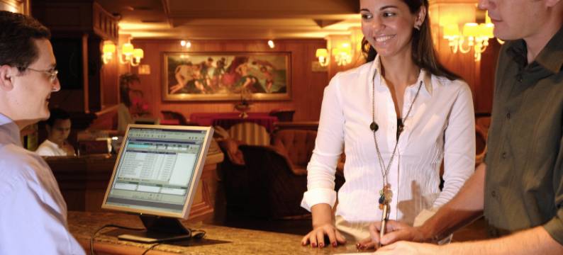 贝拉意大利酒店(Hotel Bella Italia)图片