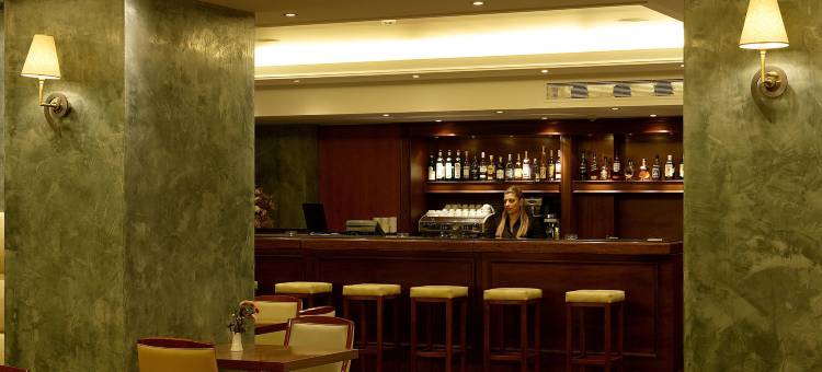 比雷埃夫斯泽斯恩雅酒店(Piraeus Theoxenia Hotel)图片