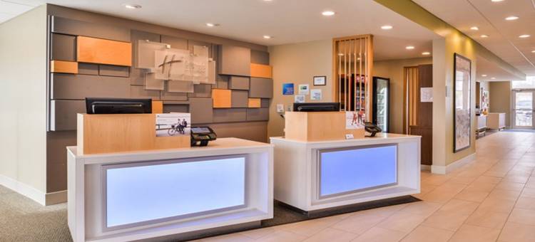 智选假日套房酒店-派克斯伯格市东(Holiday Inn Express & Suites Parkersburg East)图片