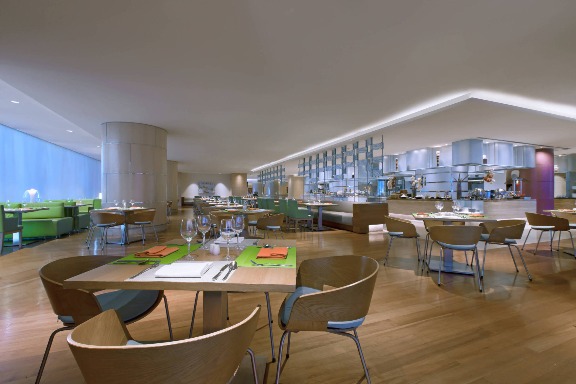 Sheraton Nha Trang Hotel & Spa Over view