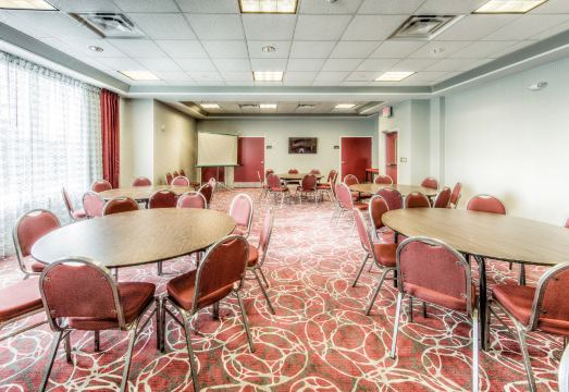 Staybridge Suites COLUMBUS OSU-MEDICAL CENTER by IHGHotel Overview