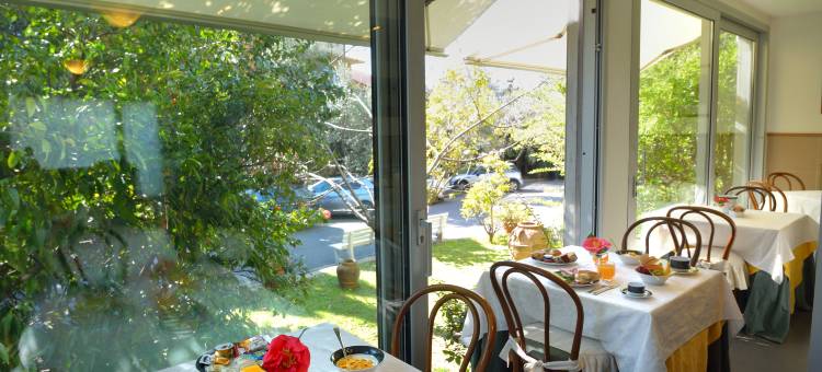 吉洛尼酒店(Hotel Ghironi)图片