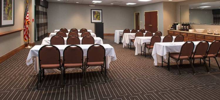 特洛伊欢朋酒店(Hampton Inn Troy)图片