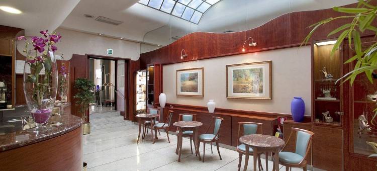 皇宫酒店(Palace Hotel)图片