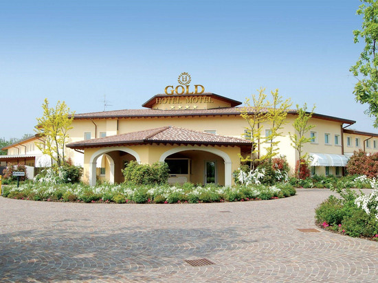 黄金汽车旅馆酒店