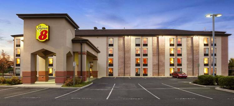 芒特劳雷尔速8酒店(Super 8 by Wyndham Mount Laurel)图片