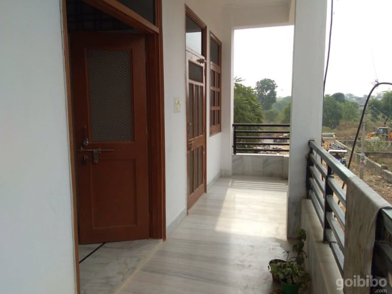 Shreenath Paying Guest House Hotel Reviews And Room Rates - 