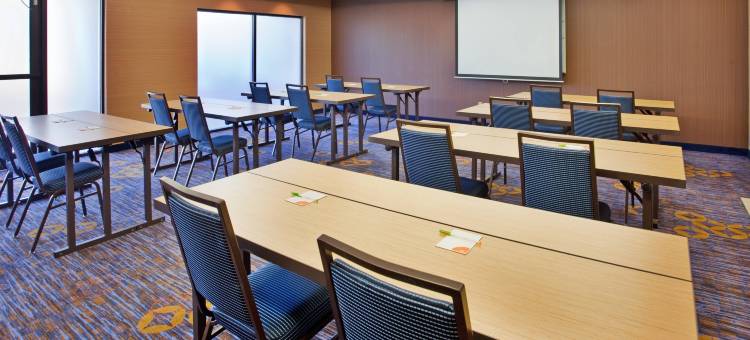 休斯顿舒格兰/斯塔福万怡酒店(Courtyard Houston Sugar Land/Stafford)图片