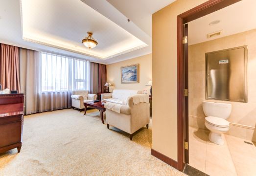 Shenhua Harbour International Hotel Hotel Overview