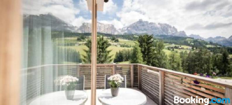 席亚萨劳拉山林酒店(Alpine Hotel Ciasa Lara)图片