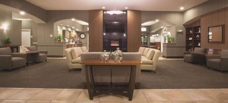 阿尔伯克基中城拉昆塔温德姆套房酒店(La Quinta Inn & Suites by Wyndham Albuquerque Midtown)图片