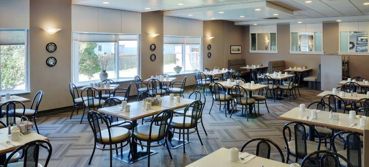大草原城石桥酒店(Stonebridge Hotel Grande Prairie)图片
