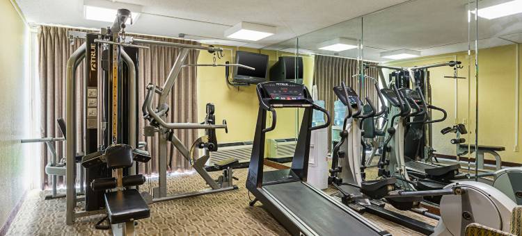 NRG公园医疗中心凯艺套房酒店(Quality Inn & Suites NRG Park - Medical Center)图片