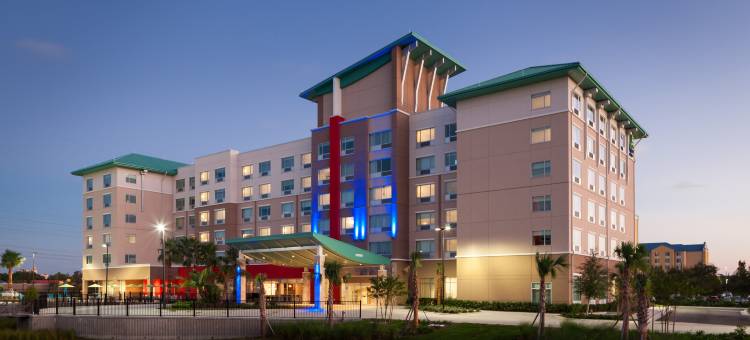 奥兰多海洋世界智选假日套房酒店(Holiday Inn Express & Suites ORLANDO AT SEAWORLD by IHG)图片