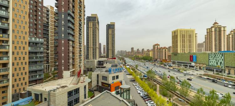 和颐至尚酒店(沈阳奥体中心彩霞街地铁站店)图片