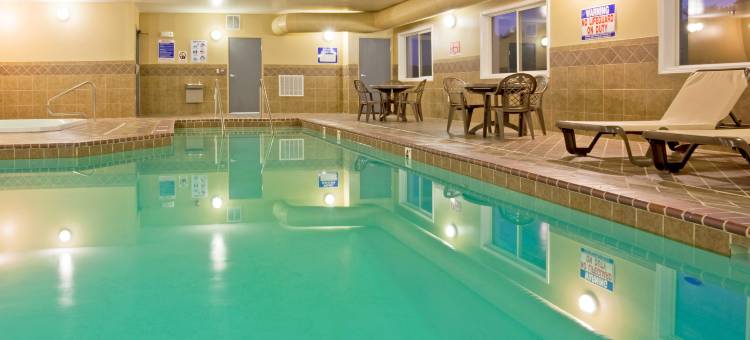 Holiday Inn Express 魔鬼湖(Holiday Inn Express Devils Lake)图片