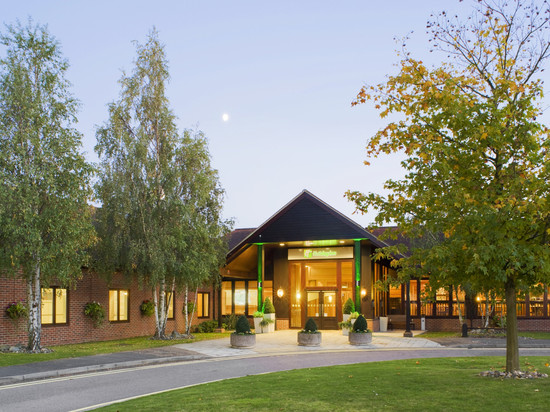 Holiday Inn 科尔切斯特