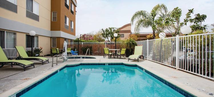 都柏林普莱森顿拉昆塔温德姆套房酒店(La Quinta Inn & Suites by Wyndham Dublin - Pleasanton)图片