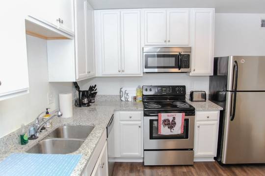 音乐城市绝佳地点度假屋 - 可入住 4 人(Music City Retreat Awesome Location, Sleeps 4!)