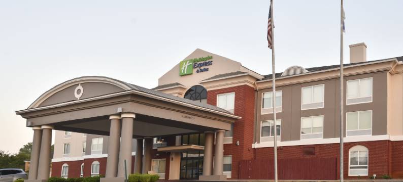 塞尔马智选假日套房酒店(Holiday Inn Express & Suites SELMA by IHG)图片