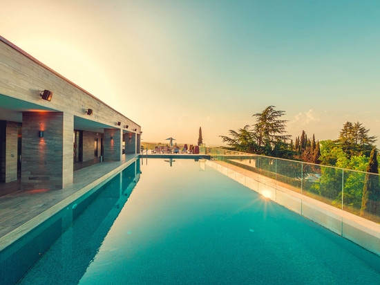 格鲁吉亚齐南达利庄园丽笙精选酒店