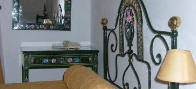 阿伦特雅诺低价酒店(Alentejano Low Cost Hotel)图片