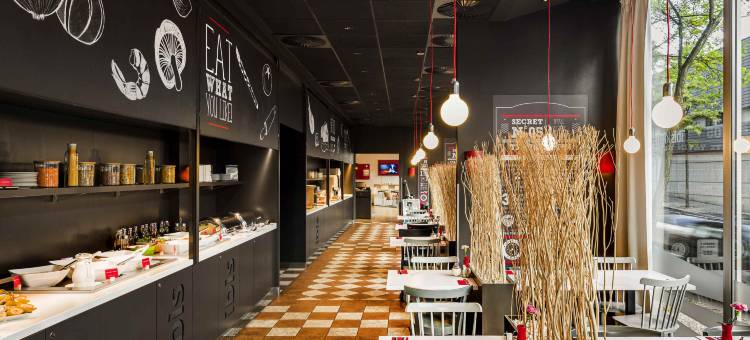 布拉格马拉斯特拉纳宜必思酒店(Ibis Praha Mala Strana)图片