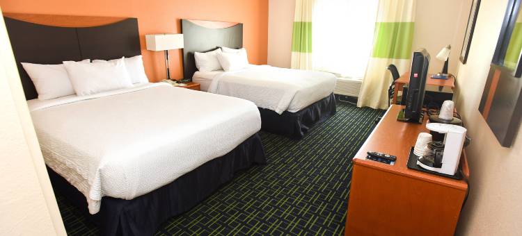 托皮卡AmericInn酒店(AmericInn by Wyndham Topeka)图片