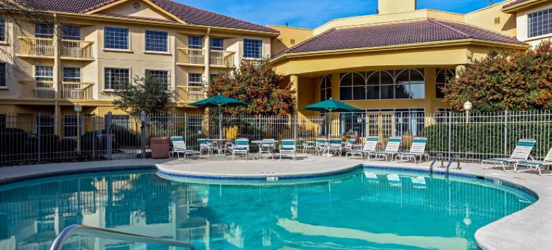 梅肯拉昆塔温德姆套房酒店(La Quinta Inn & Suites by Wyndham Macon)图片