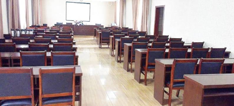 昆仑乐居商务酒店(南阳信臣路店)图片