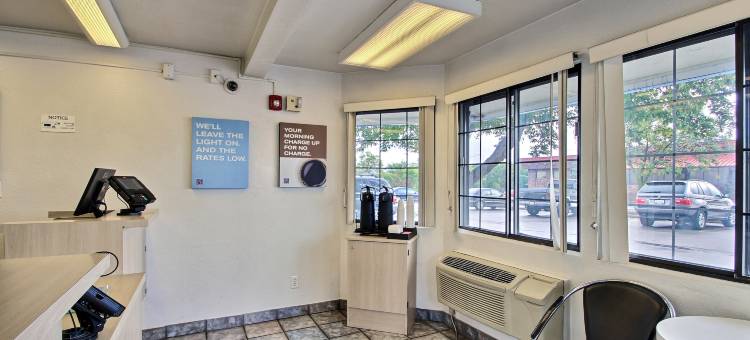 密尔沃基布鲁克菲尔德白杨溪 Residence Inn 酒店(Residence Inn Milwaukee Brookfield at Poplar Creek)图片