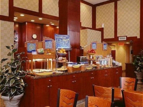 Citadines Connect Fifth Avenue New York Hotel Overview