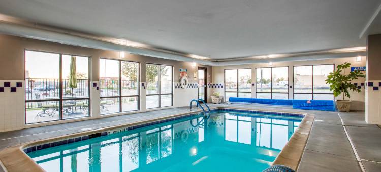 舒适套房酒店(Comfort Inn & Suites)图片