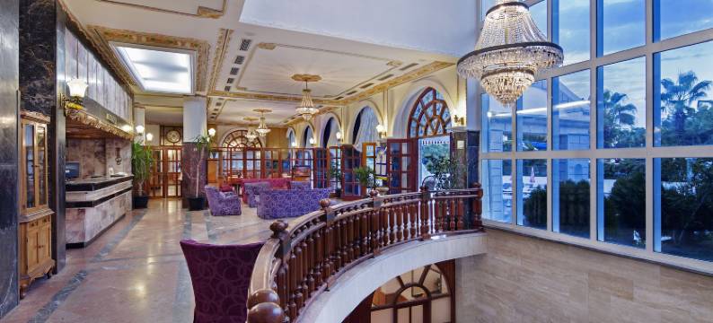 罗斯花园高级酒店(Rose Garden Premium Hotel)图片