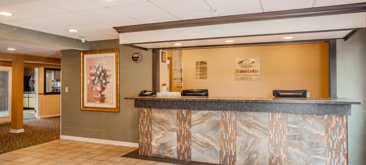 密尔沃基机场伊克诺旅馆(Econo Lodge Milwaukee Airport)图片