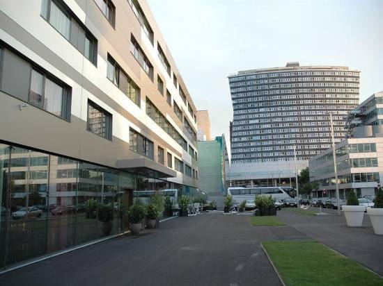 魯姆茲維也納佳索米特酒店