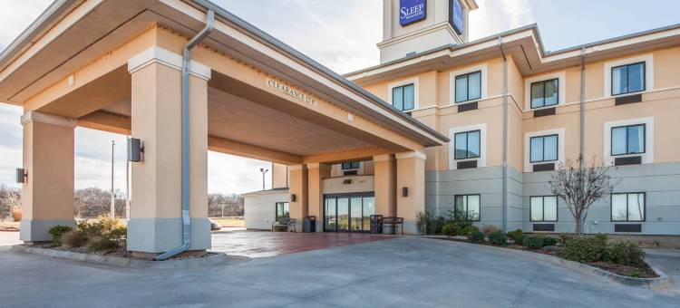 诺曼大学附近舒眠套房酒店(Sleep Inn & Suites Norman Near University)图片