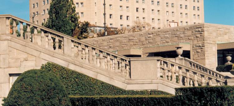 尼亚加拉瀑布·瀑布景观布罗克酒店(希尔顿启缤精选酒店 )(THE BROCK NIAGARA FALLS FALLSVIEW, TAPESTRY BY HILTON)图片