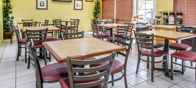 古德伊尔-菲尼克斯西凯艺套房酒店(Quality Inn & Suites Goodyear - Phoenix West)图片