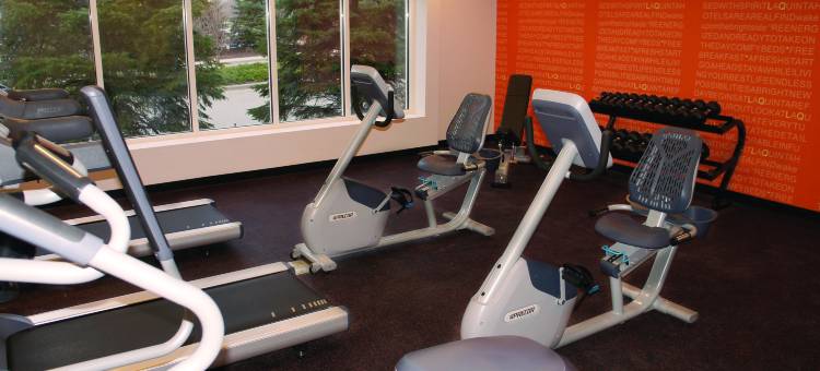 圣保罗伍德伯里拉昆塔温德姆套房酒店(La Quinta Inn & Suites by Wyndham St. Paul-Woodbury)图片